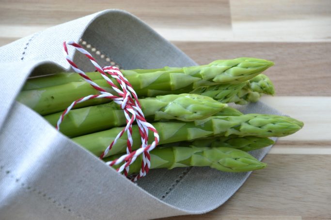 Grüner Spargel - frisch und knackig